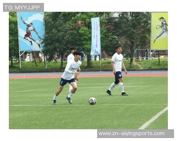 厦门二中足球队奋勇拼搏展现青春风采助力校园体育文化发展 厦门二中足球队奋勇拼搏展现青春风采助力校园体育文化发展